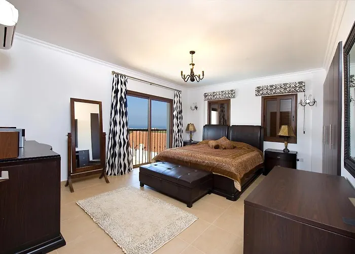 Amani بروتاراس