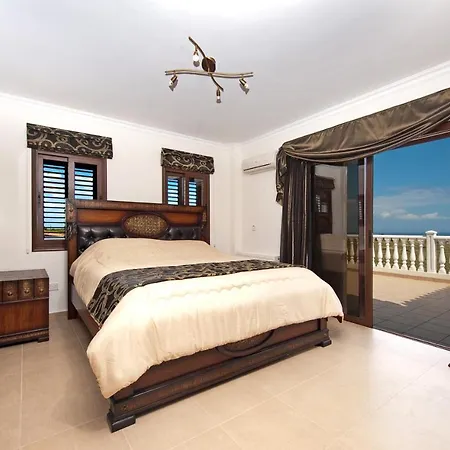 Amani Vila Protaras
