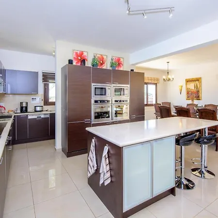 Villa Amani Protaras